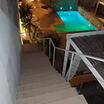 Vianova بيت ضيافة