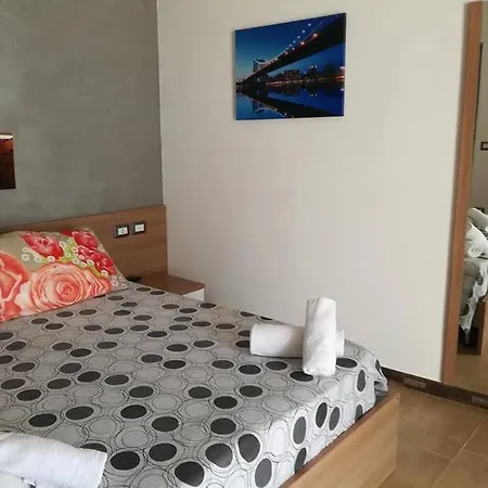 Vianova Pensión Giurdignano