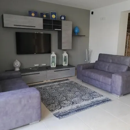 Vianova Guest house 3*