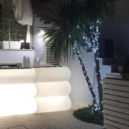 ゲストハウス Vianova 3*