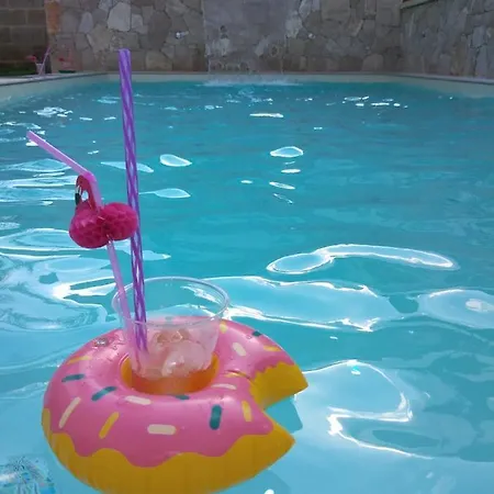 Vianova 3* ジュルディニャーノ